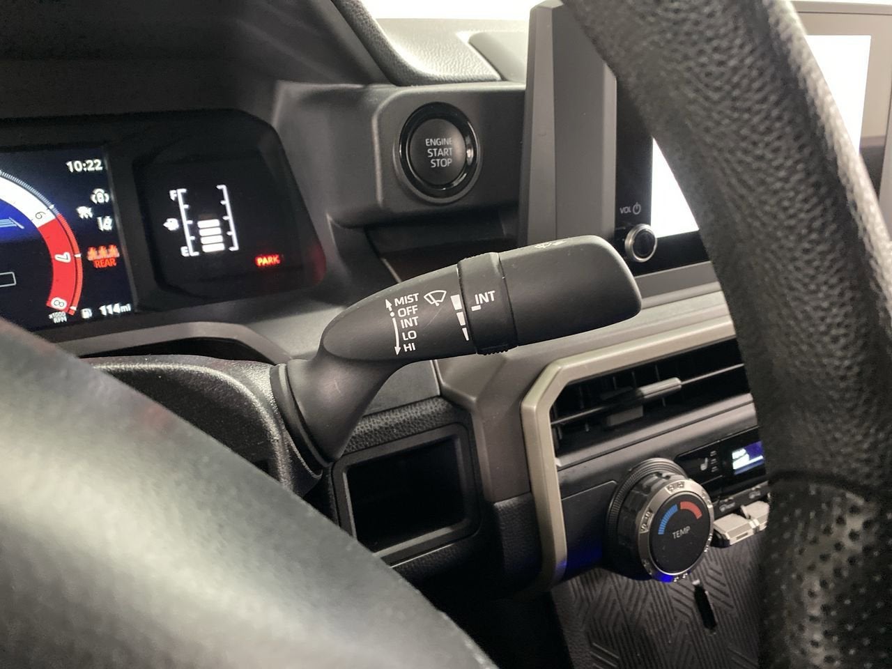 2024 Toyota Tacoma 4WD SR5