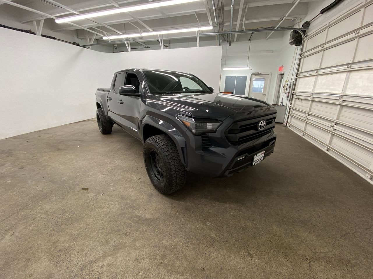 2024 Toyota Tacoma 4WD SR5