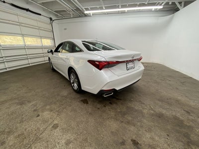 2022 Toyota Avalon XLE