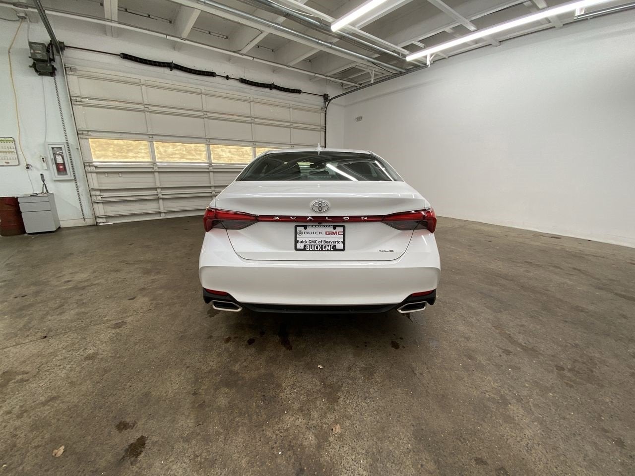 2022 Toyota Avalon XLE