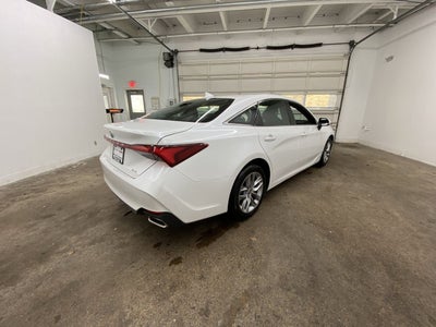 2022 Toyota Avalon XLE
