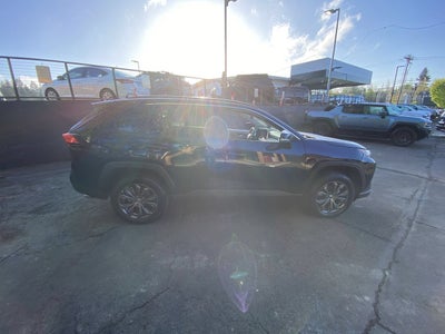 2023 Toyota RAV4 Hybrid XLE Premium