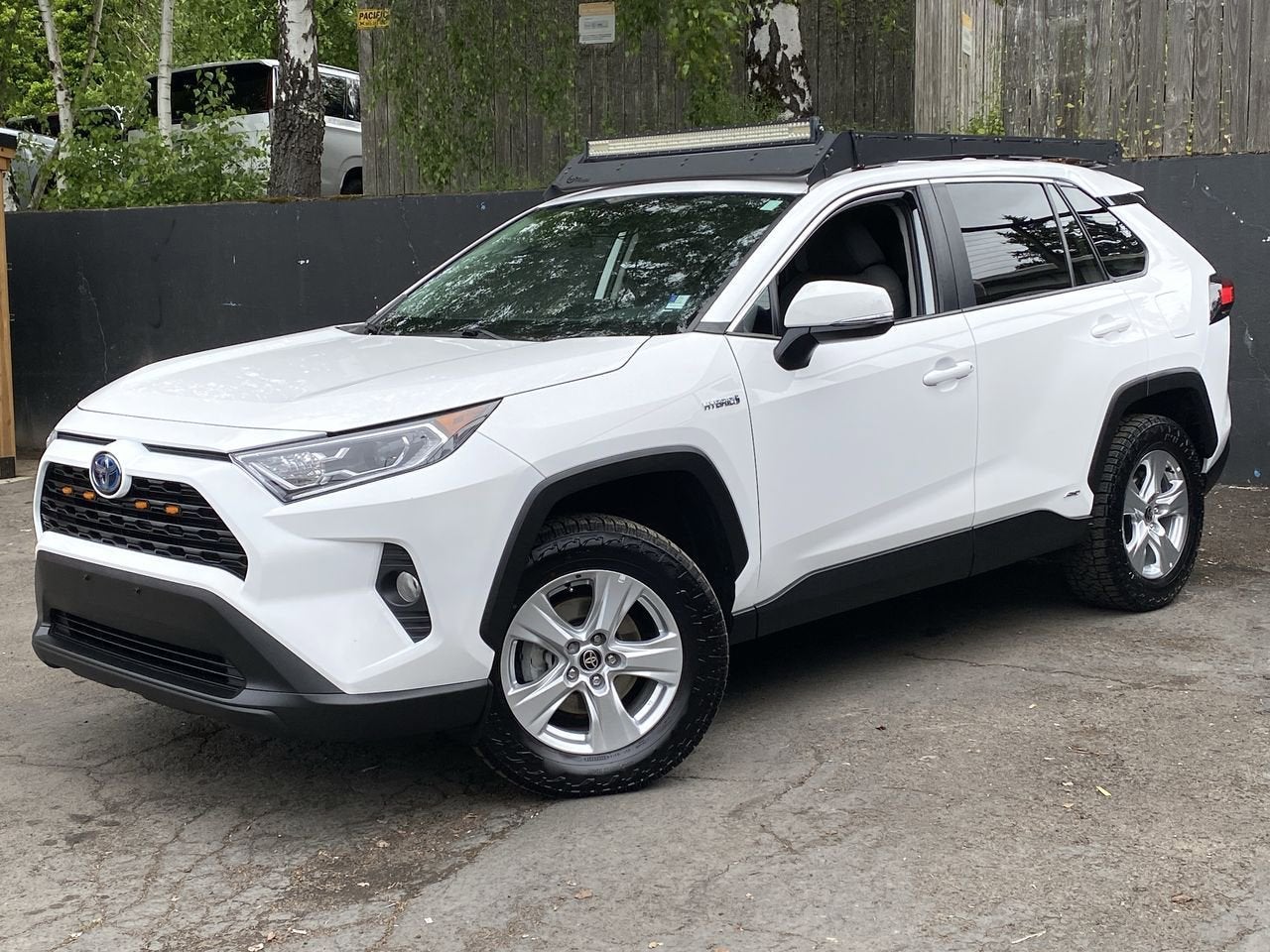 2021 Toyota RAV4 Hybrid XLE AWD's photo