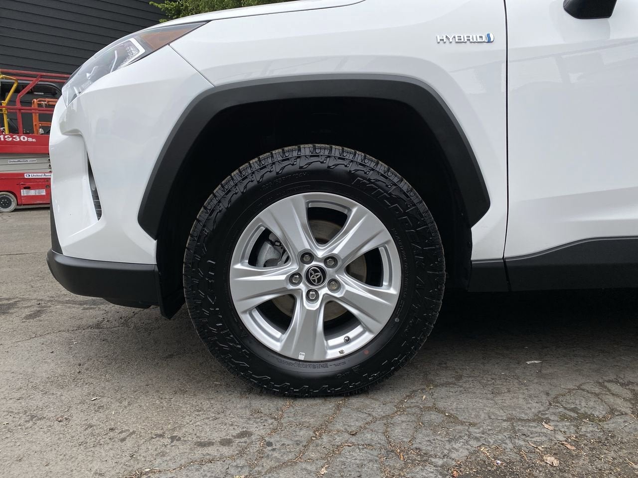 2021 Toyota RAV4 Hybrid XLE