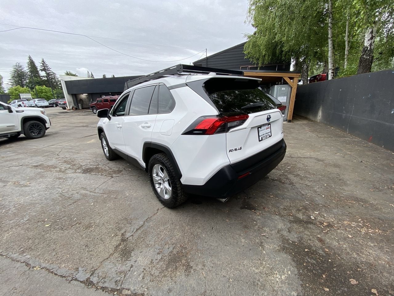 2021 Toyota RAV4 Hybrid XLE