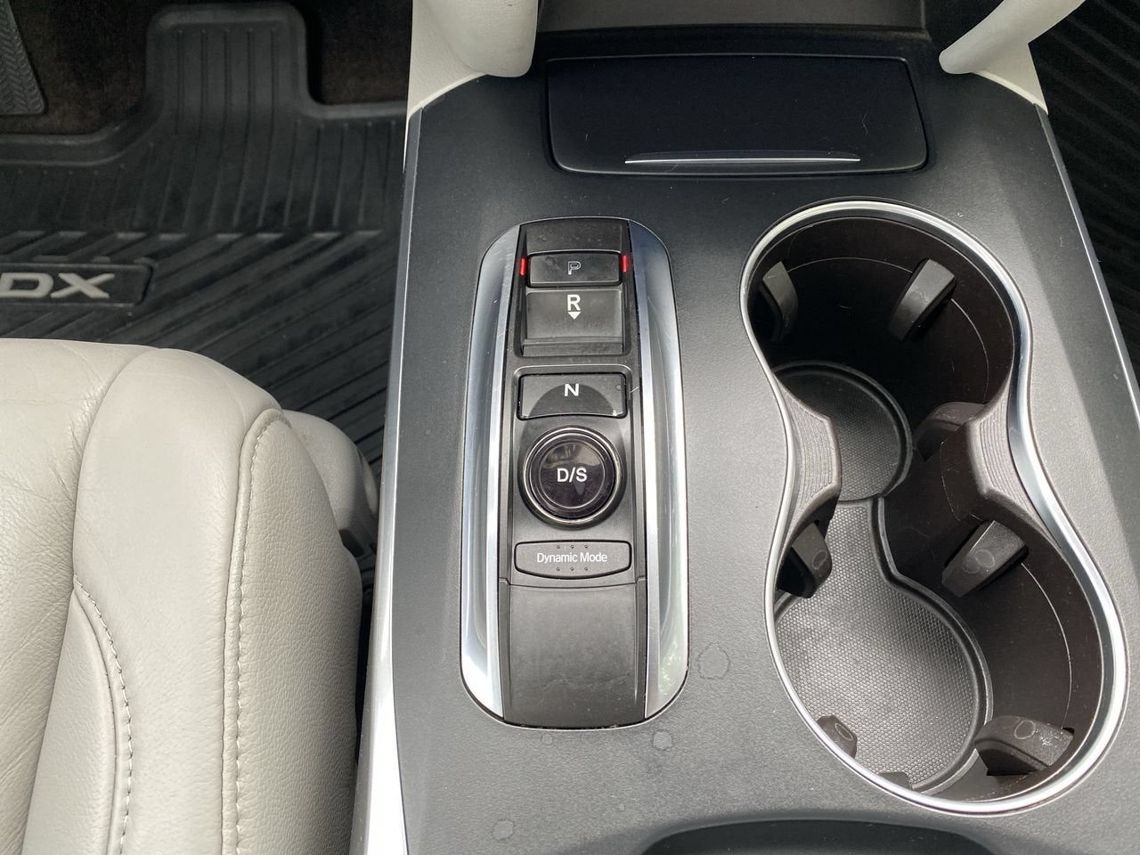 2017 Acura MDX w/Technology Pkg