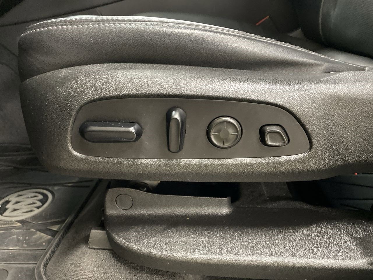 2020 Buick Enclave Avenir