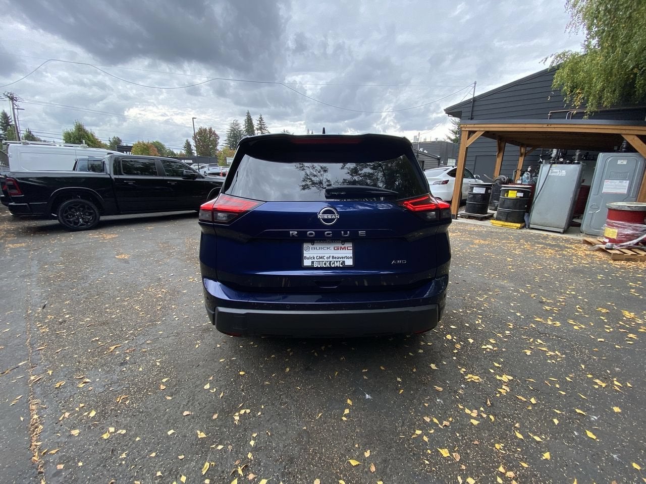 2025 Nissan Rogue SV