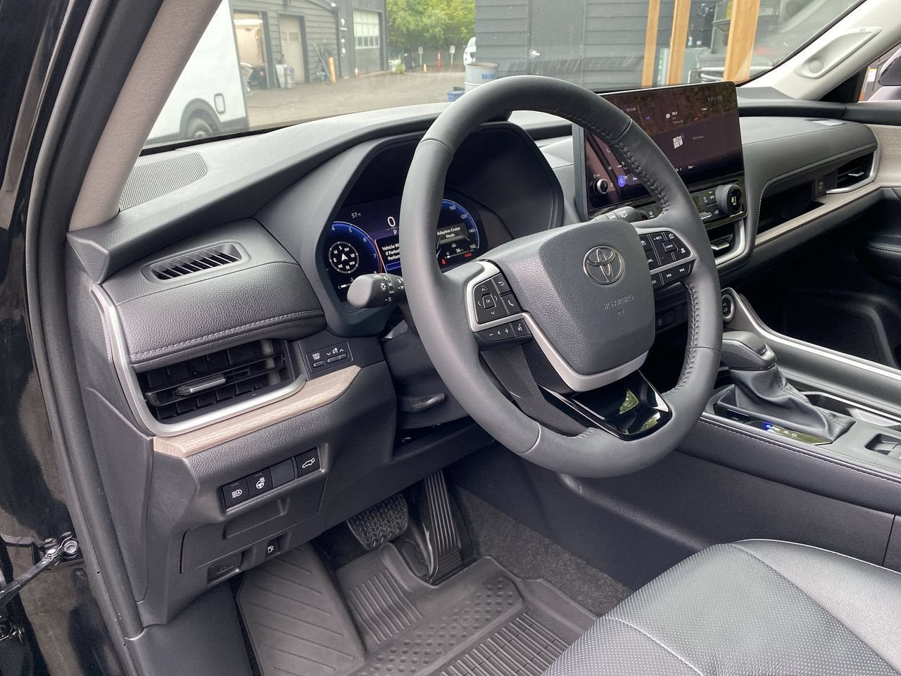 2026 Toyota Grand Highlander LE