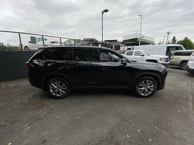 2026 Toyota Grand Highlander LE