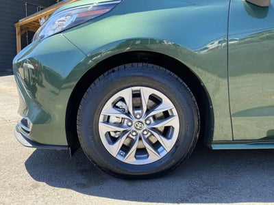 2022 Toyota Sienna XLE