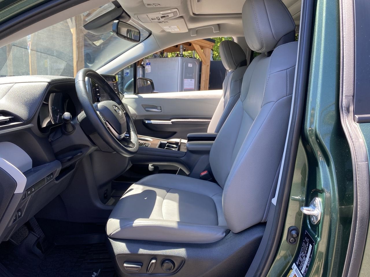 2022 Toyota Sienna XLE