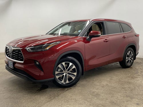 2023 Toyota Highlander Hybrid XLE