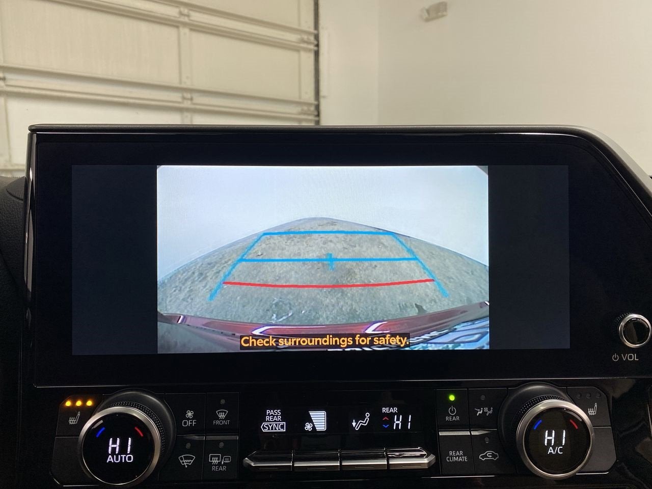 2023 Toyota Highlander Hybrid XLE