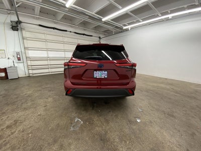 2023 Toyota Highlander Hybrid XLE