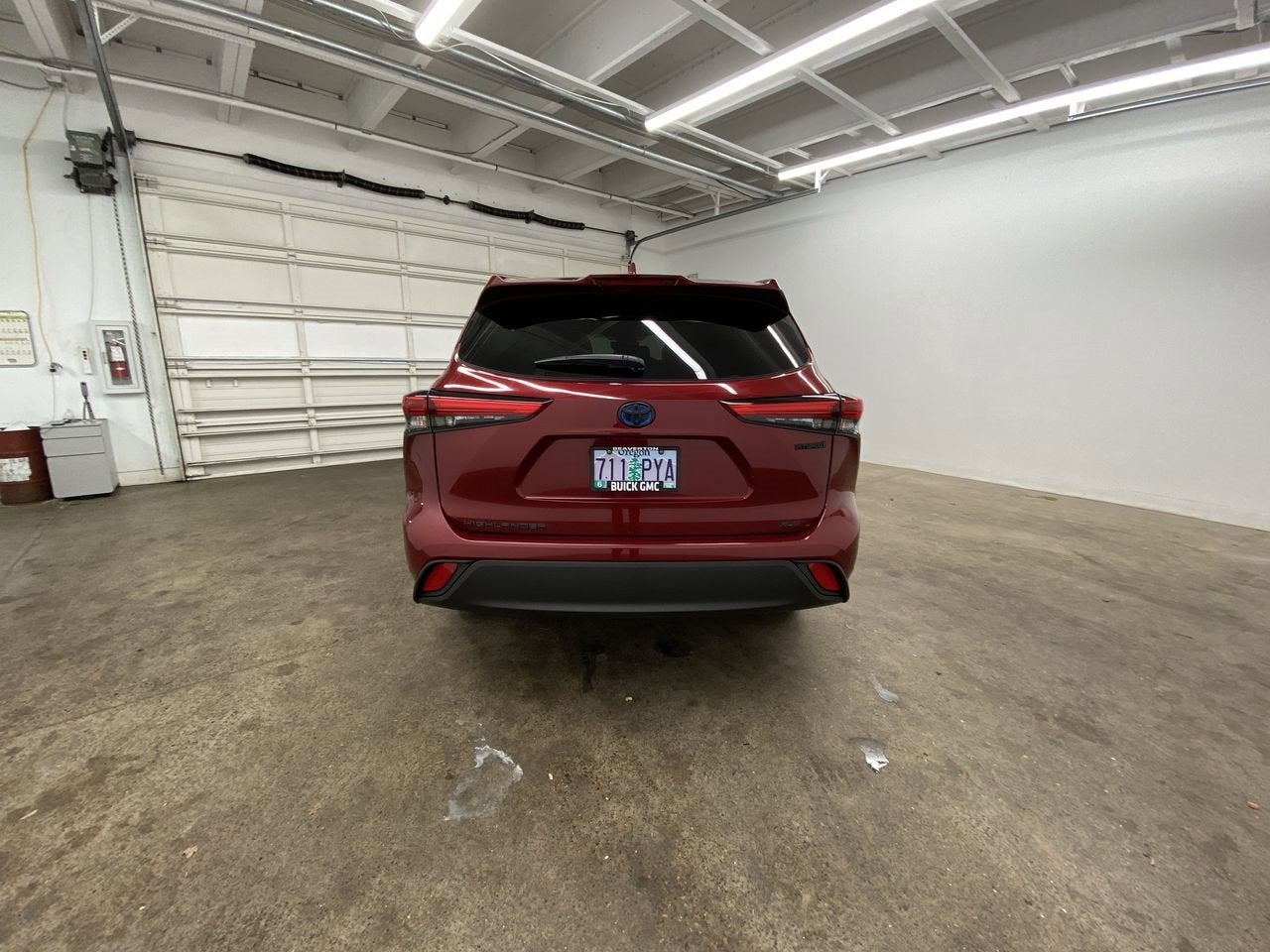 2023 Toyota Highlander Hybrid XLE
