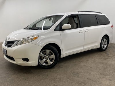 2012 Toyota Sienna LE AAS