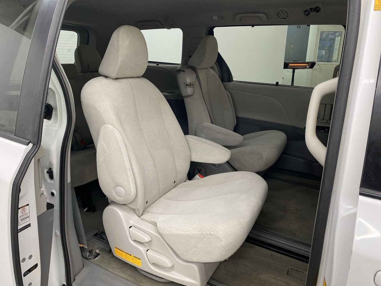 2012 Toyota Sienna LE AAS