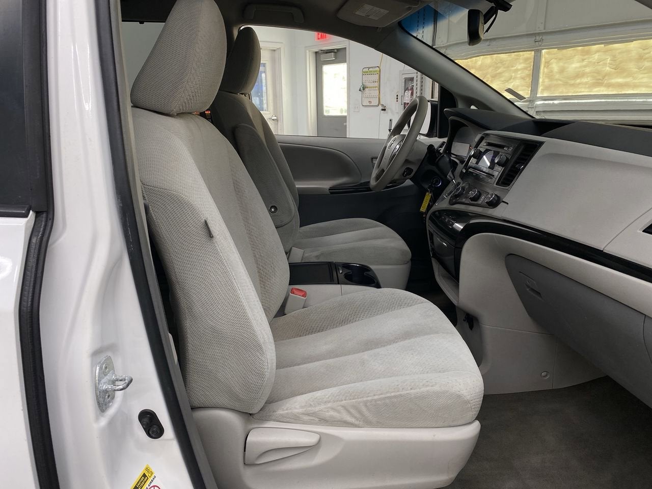 2012 Toyota Sienna LE AAS
