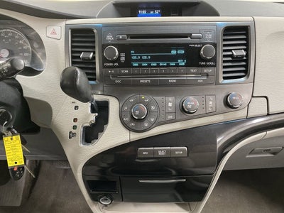 2012 Toyota Sienna LE AAS