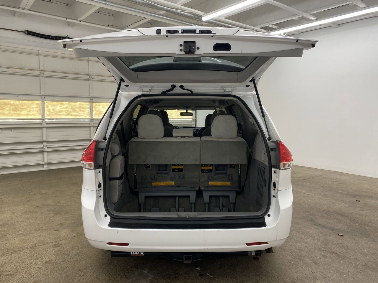 2012 Toyota Sienna LE AAS