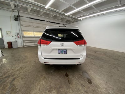 2012 Toyota Sienna LE AAS