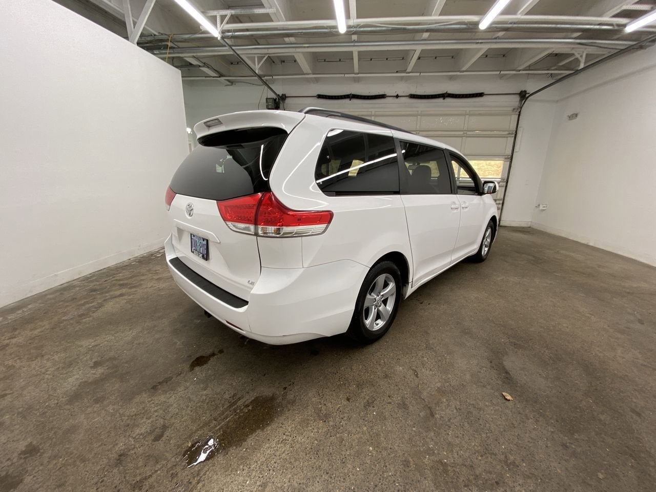 2012 Toyota Sienna LE AAS