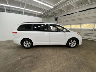 2012 Toyota Sienna LE AAS