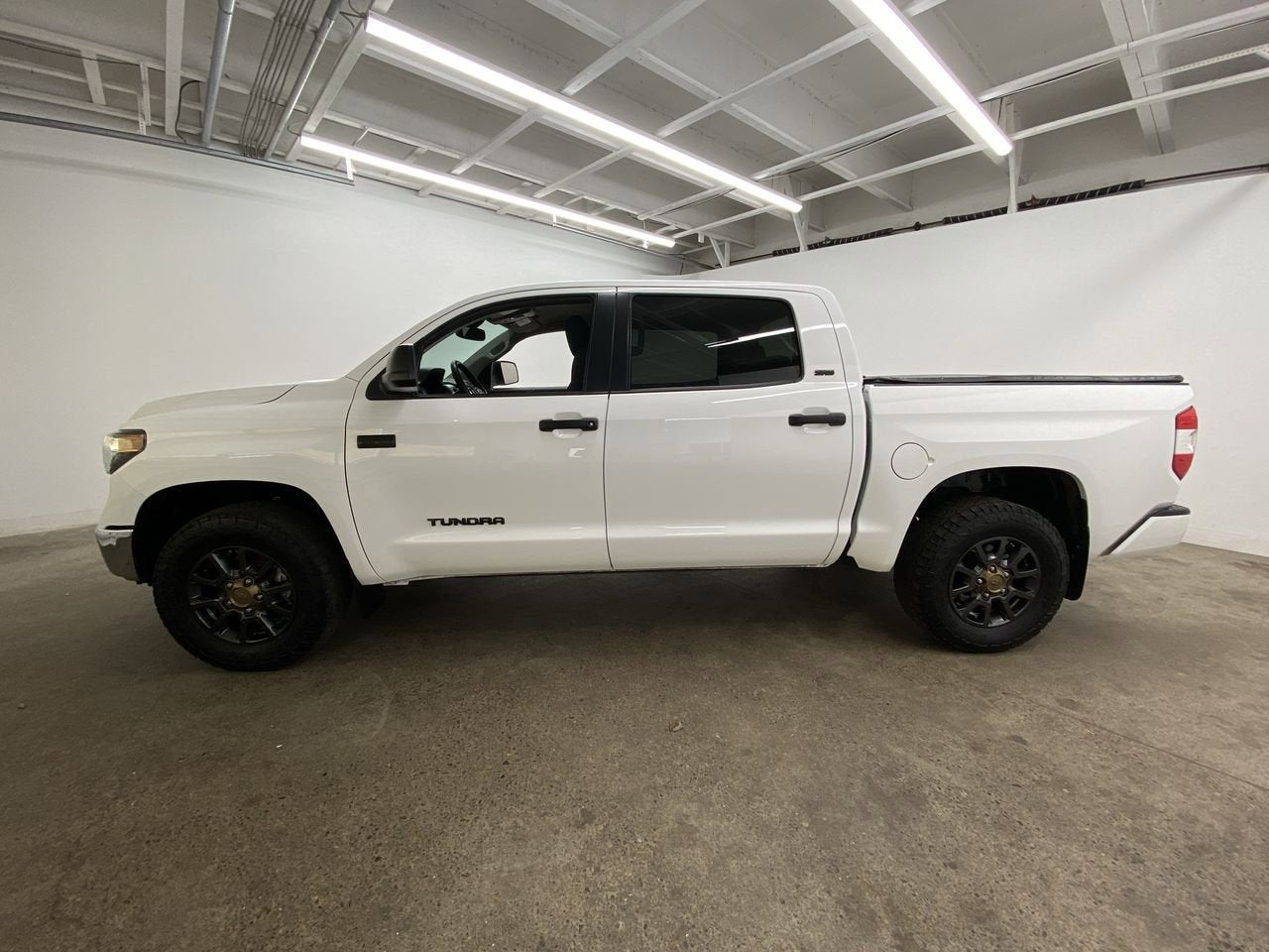 2021 Toyota Tundra 4WD SR5