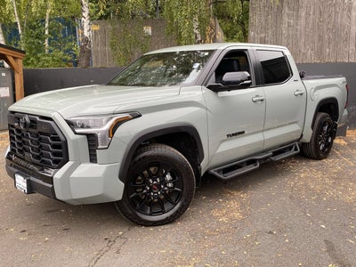 2025 Toyota Tundra 4WD SR5