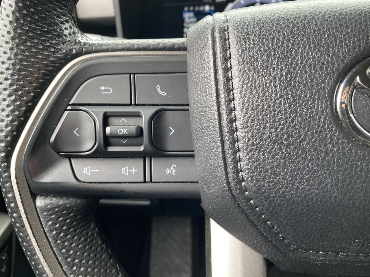 2025 Toyota Tundra 4WD SR5