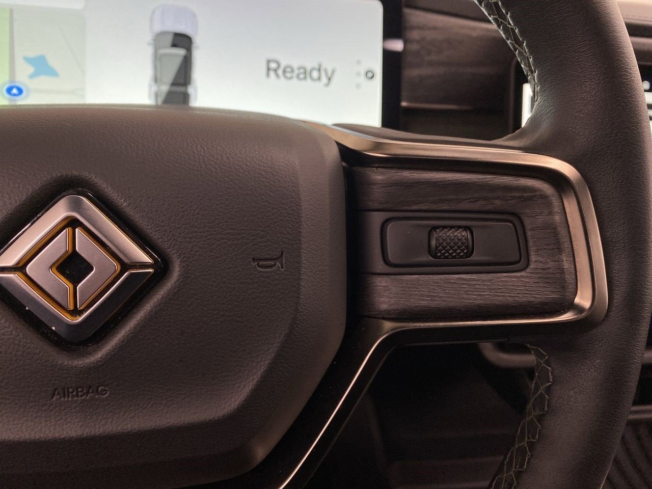 2023 RIVIAN R1S Adventure