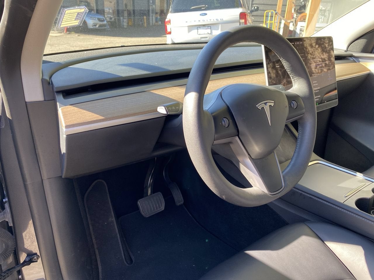 Used 2023 Tesla Model Y Long Range with VIN 7SAYGDEEXPF920369 for sale in Portland, OR
