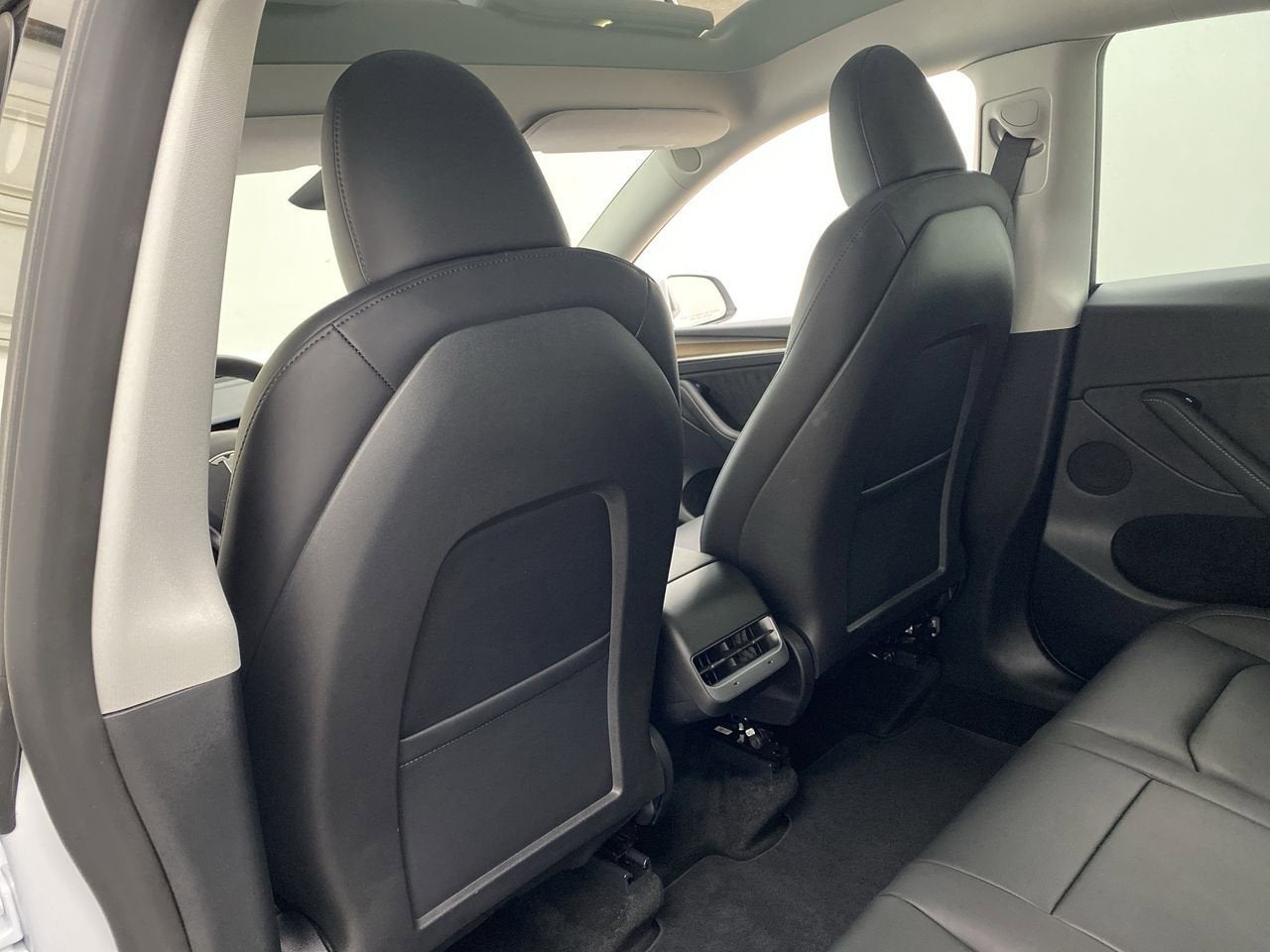 2024 Tesla Model Y Performance