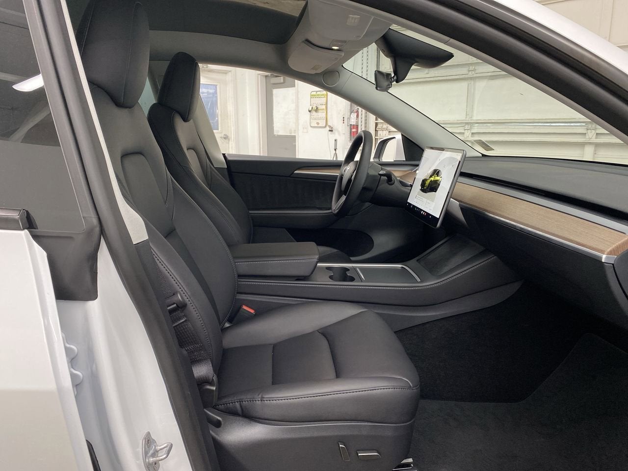 2024 Tesla Model Y Performance