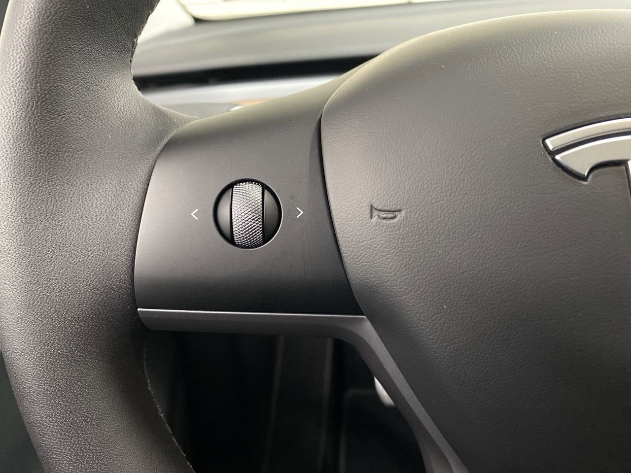 2024 Tesla Model Y Performance