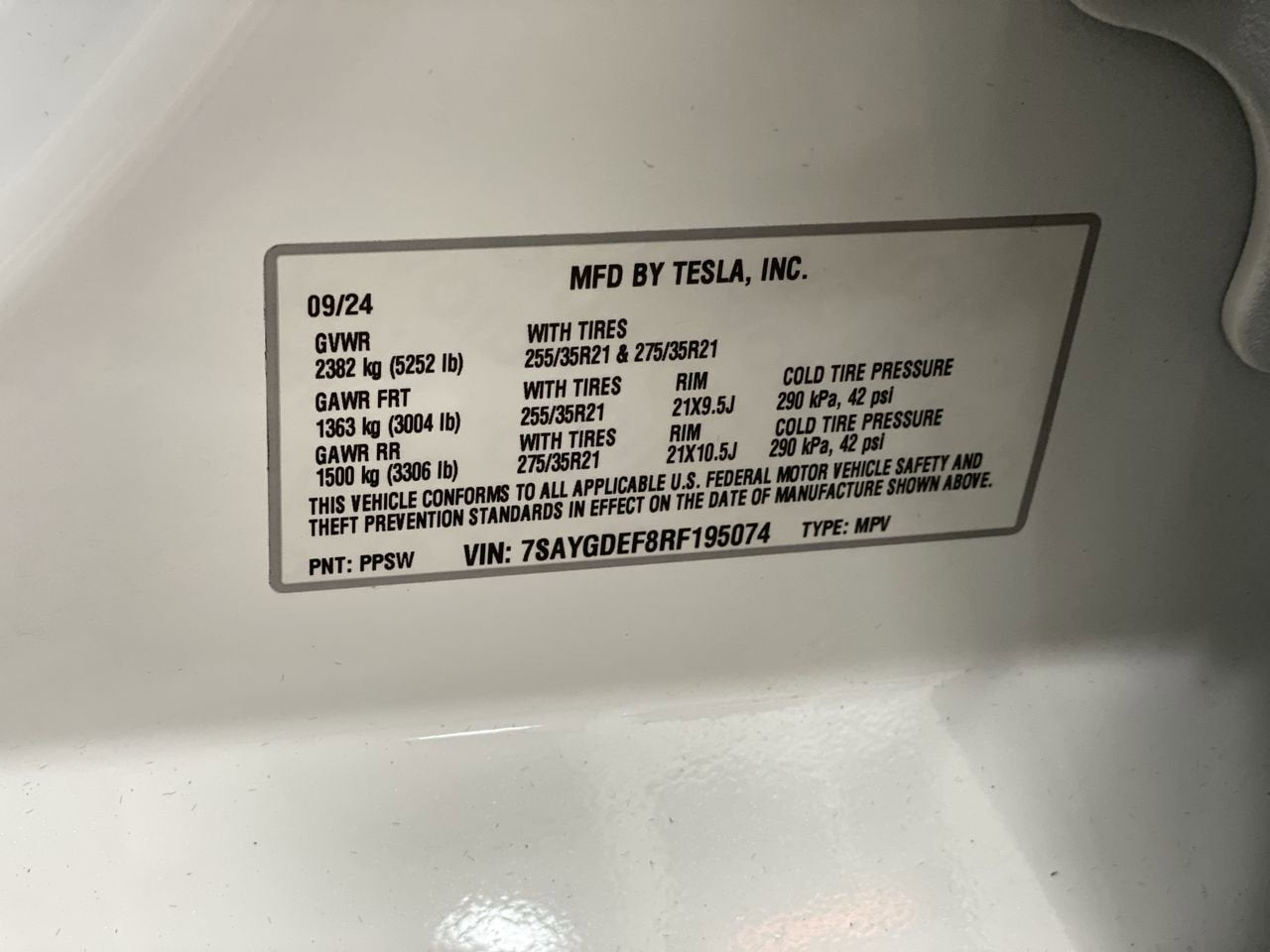 2024 Tesla Model Y Performance