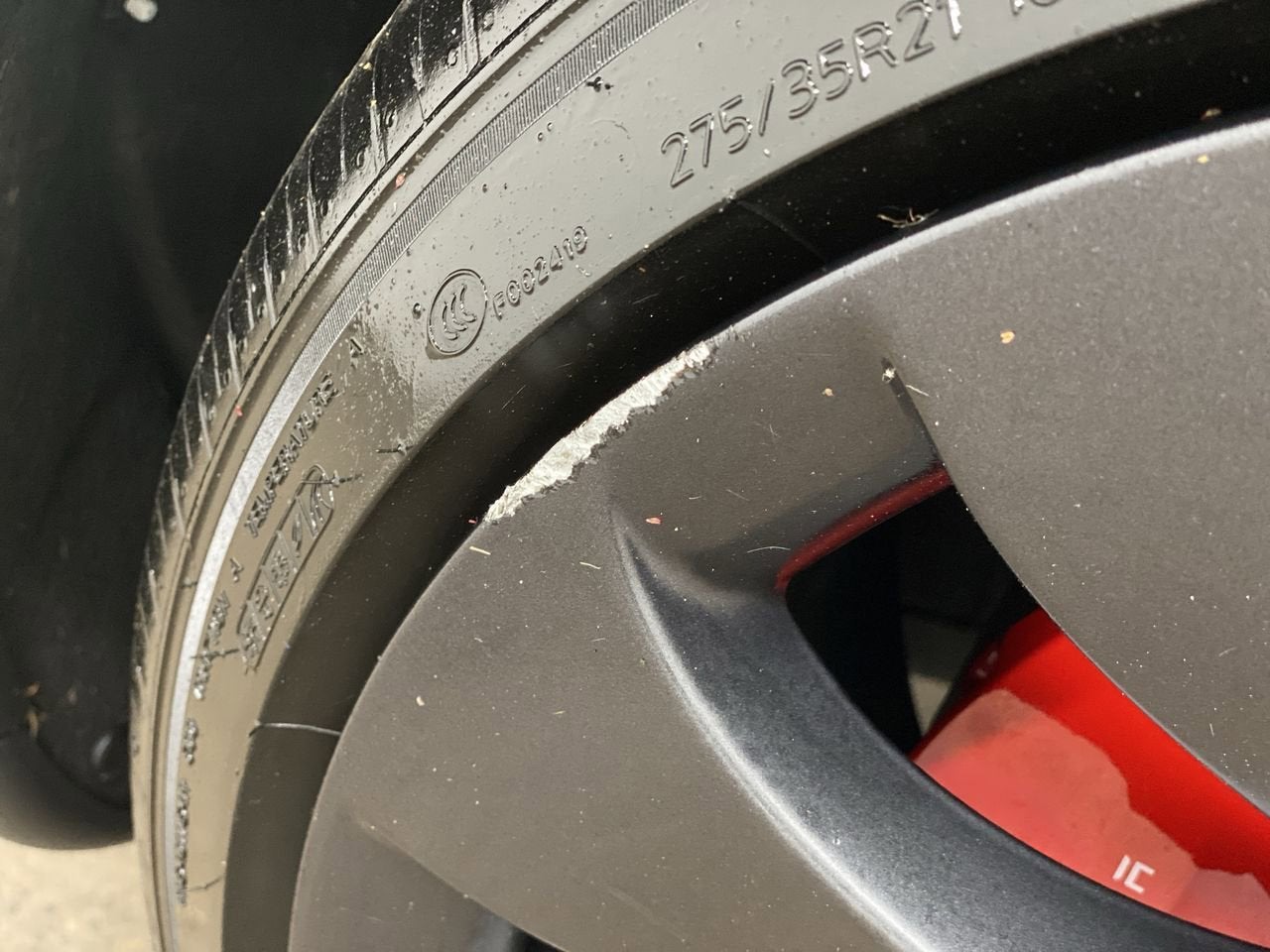 2024 Tesla Model Y Performance