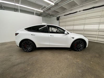 2024 Tesla Model Y Performance