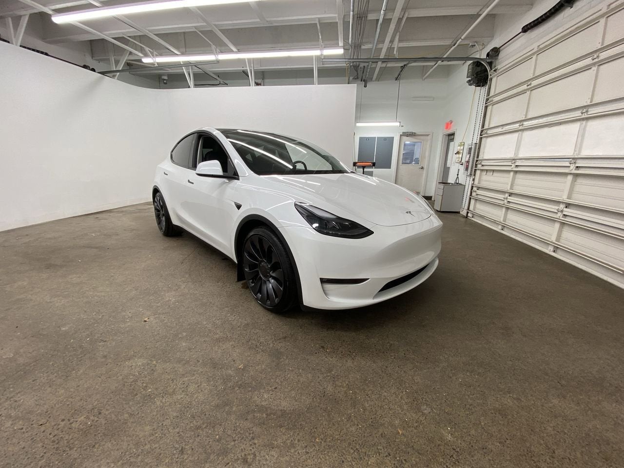 2024 Tesla Model Y Performance