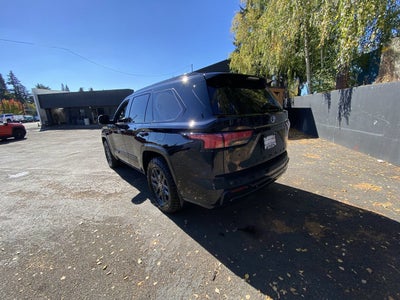 2023 Toyota Sequoia SR5