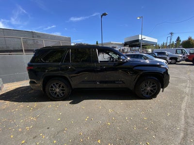 2023 Toyota Sequoia SR5