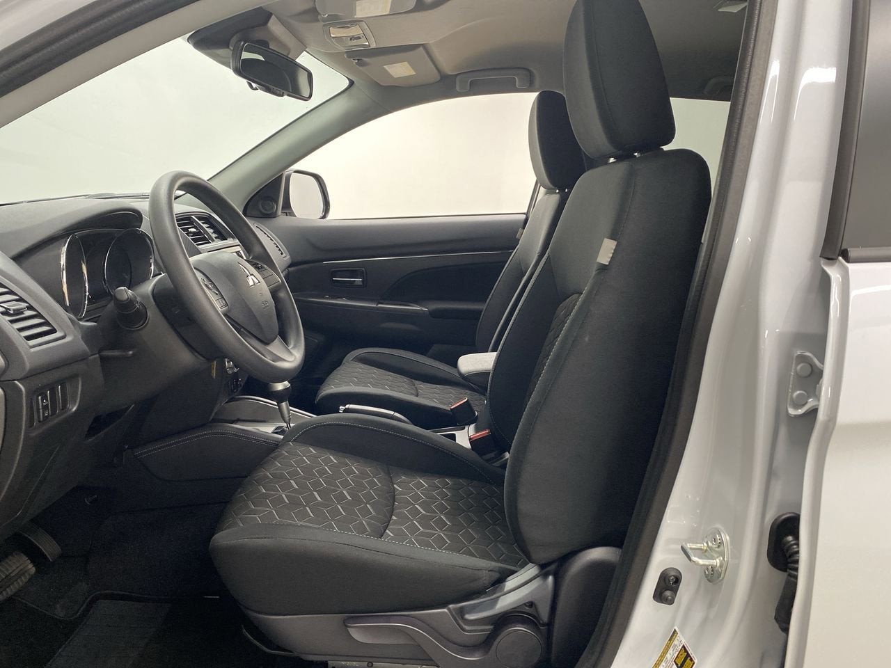 2025 Mitsubishi Outlander Sport S