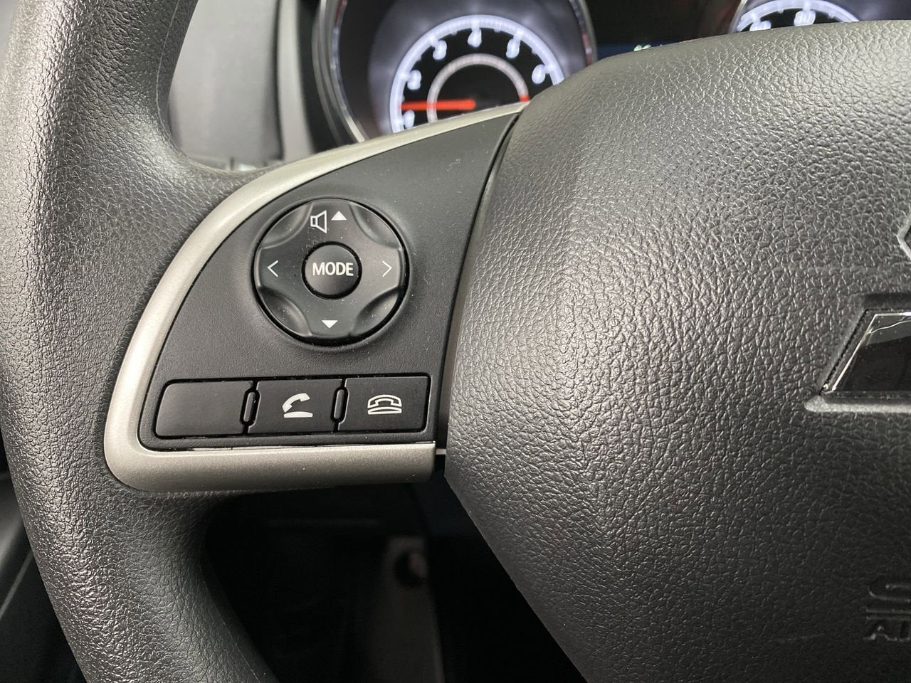 2025 Mitsubishi Outlander Sport S