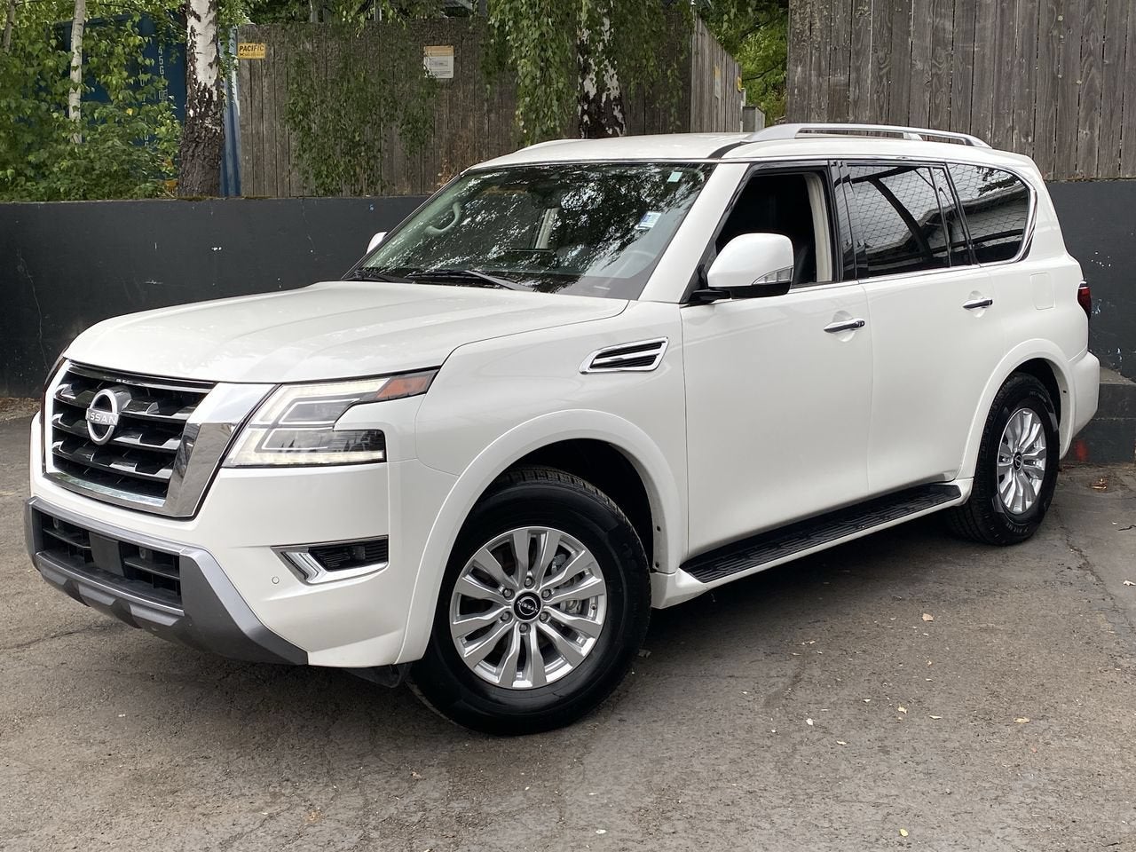 2024 Nissan Armada SV
