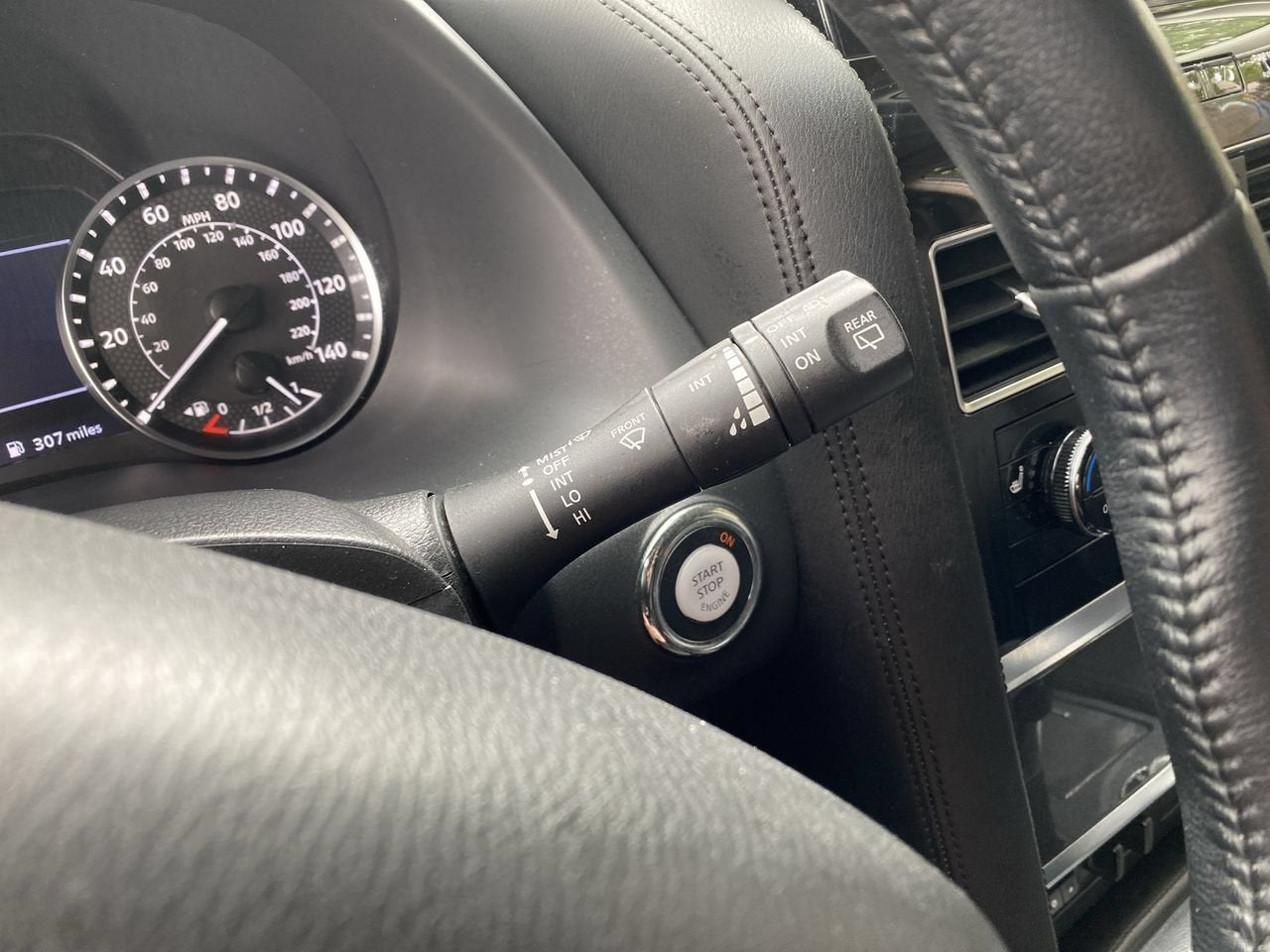2024 Nissan Armada SV