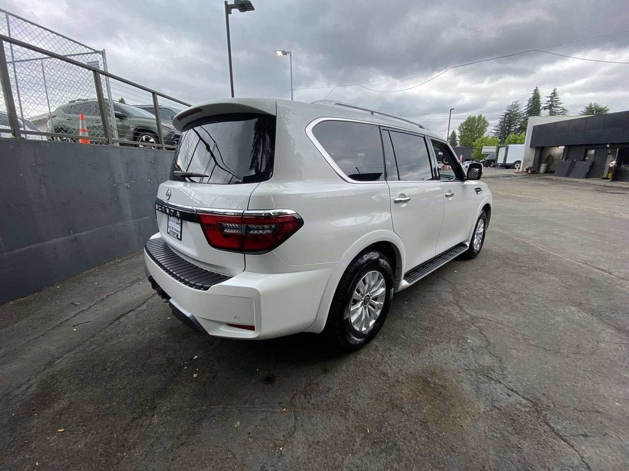 2024 Nissan Armada SV