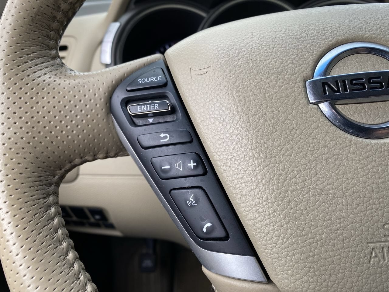 2012 Nissan Murano LE