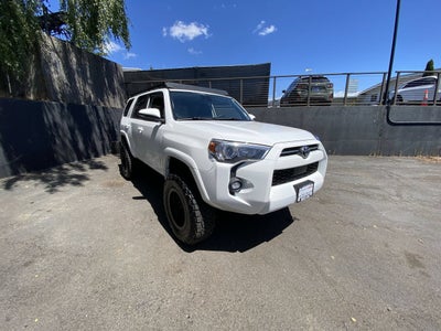 2022 Toyota 4Runner SR5 Premium