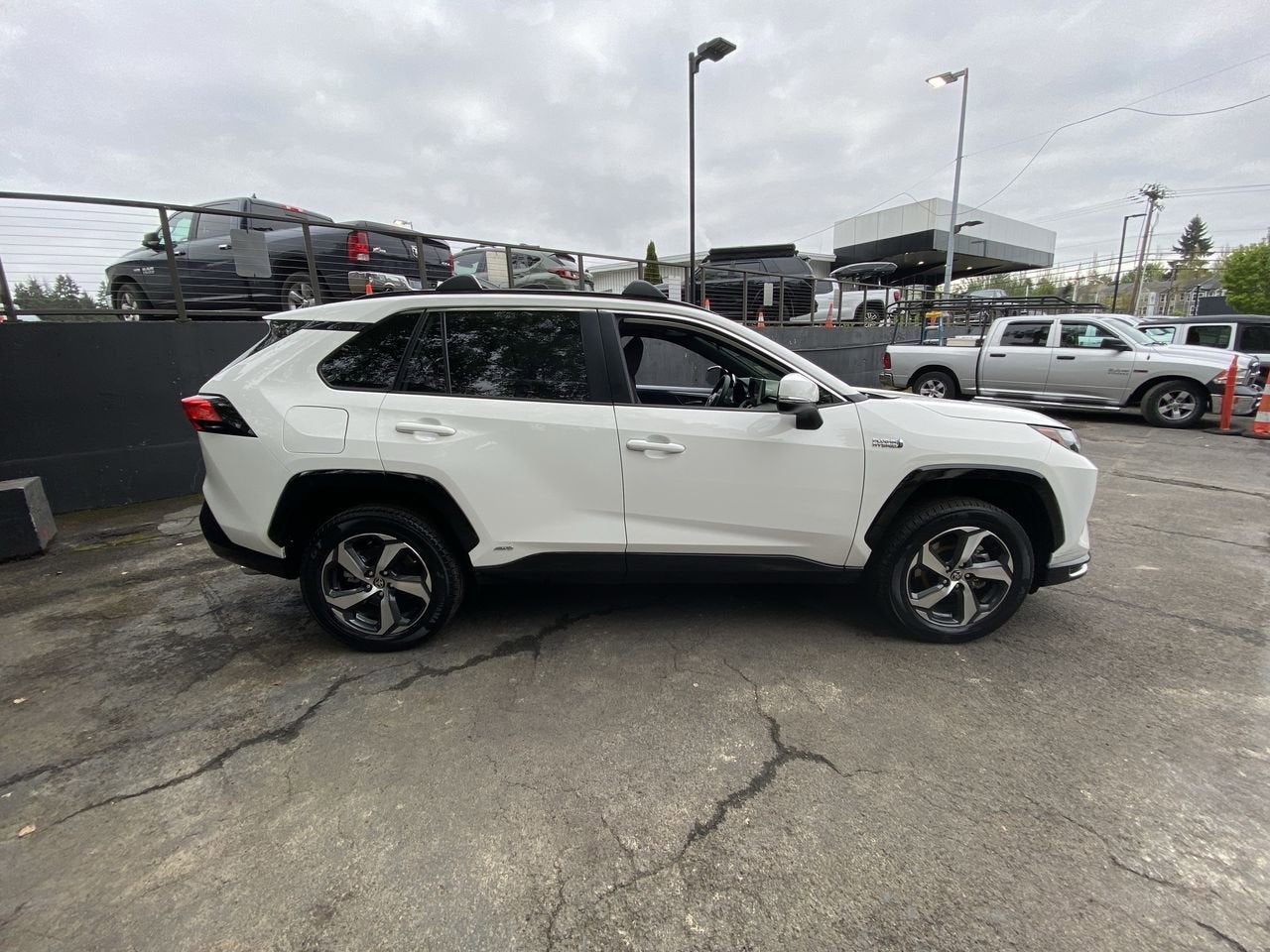 2023 Toyota RAV4 Prime SE